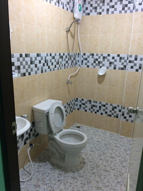 Am House Apartamento Klong Muang Beach Exterior foto