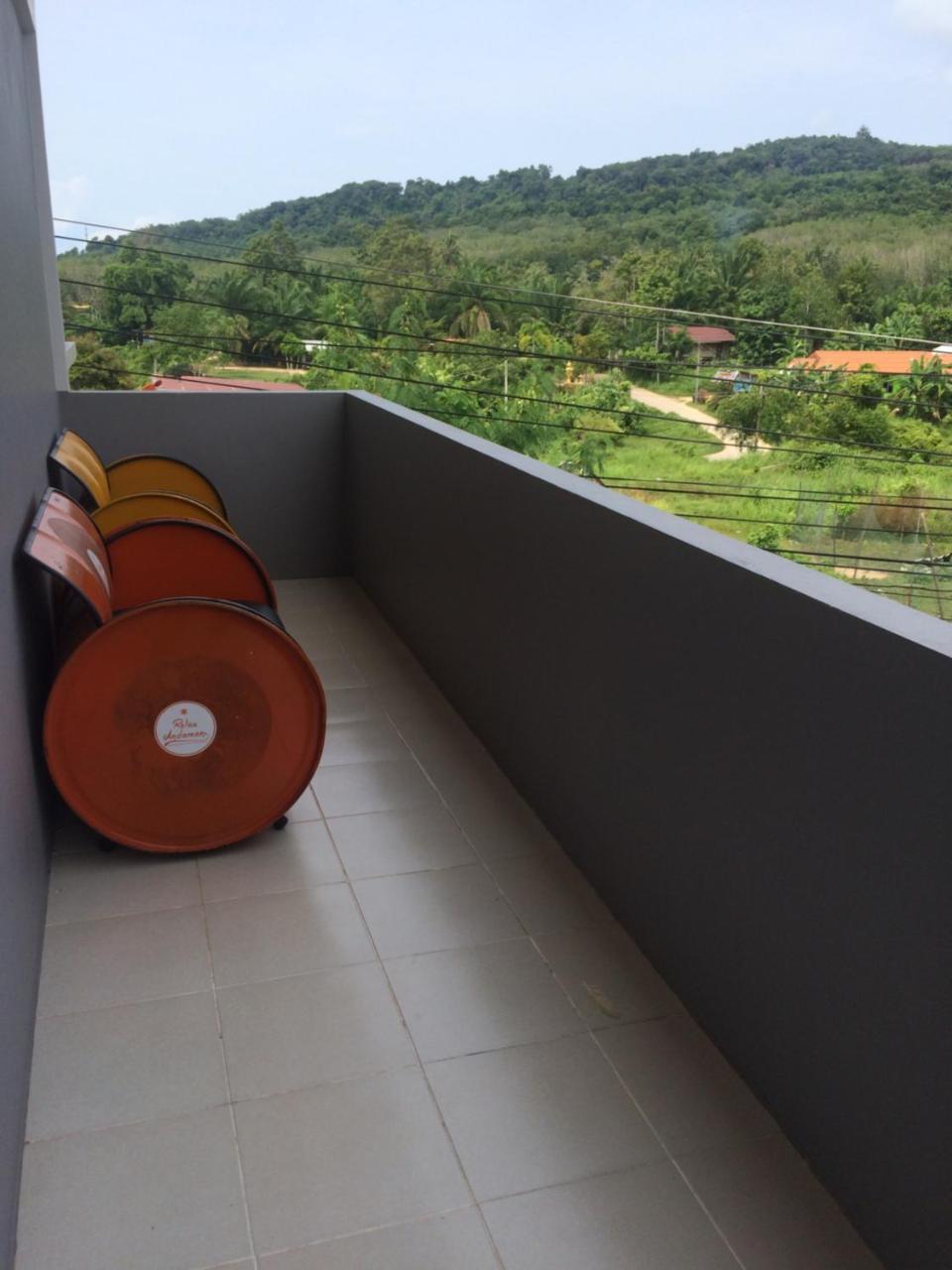 Am House Apartamento Klong Muang Beach Exterior foto
