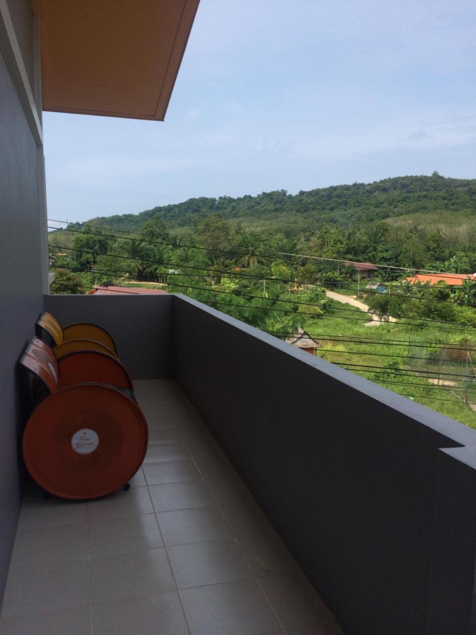 Am House Apartamento Klong Muang Beach Exterior foto