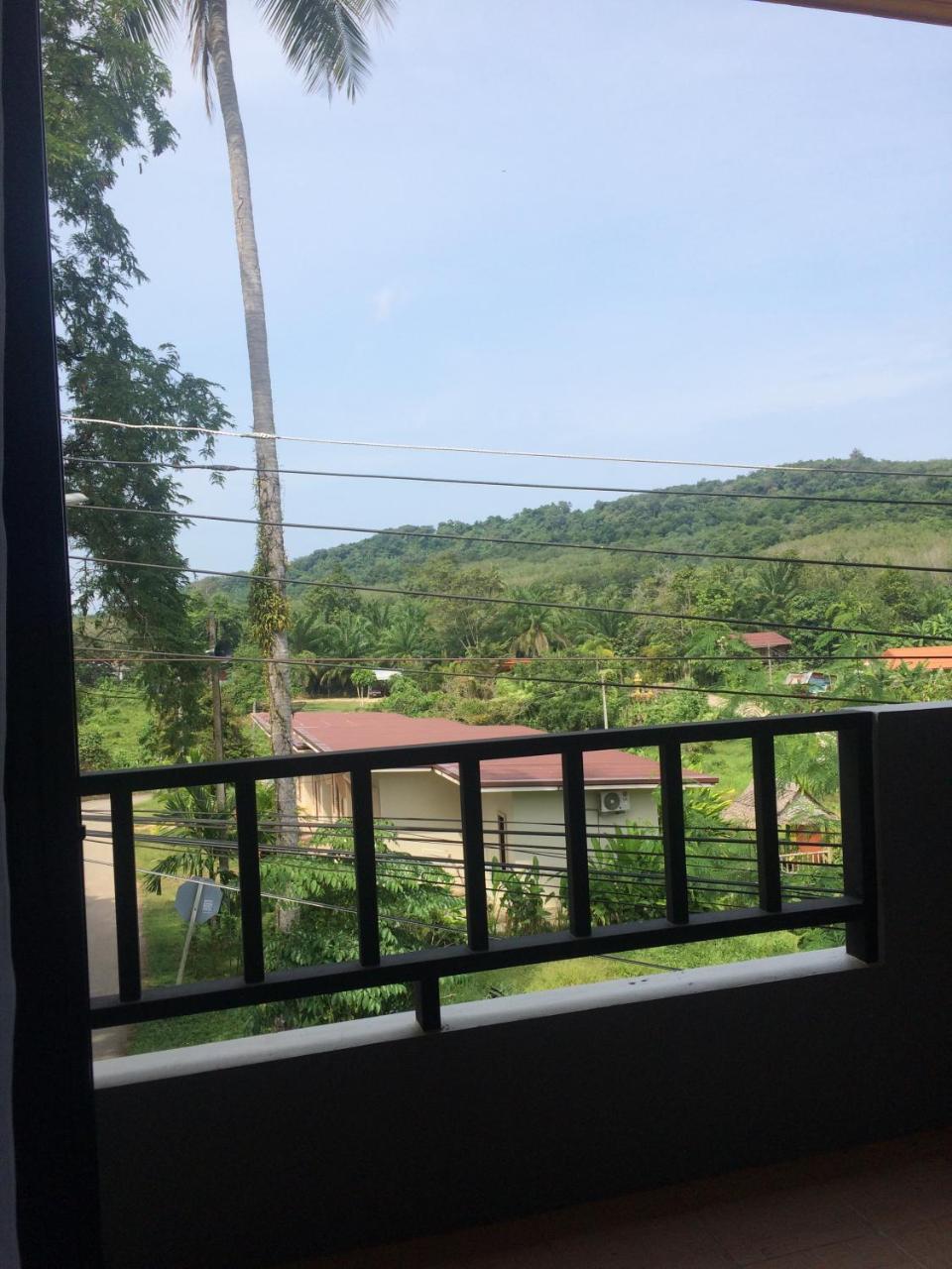 Am House Apartamento Klong Muang Beach Exterior foto